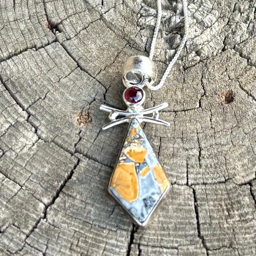 Maligano Jasper & Garnet Necklace - Picture 9 of 9